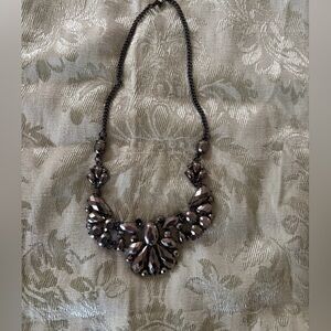 💗Statement Floral Cluster Necklace in Gunmetal 💗= 10 for $20 bundle